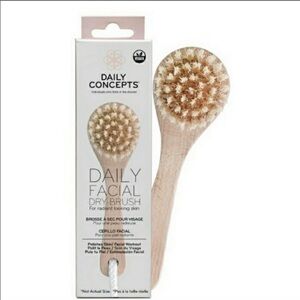 Daily Concepts Daily Facial Dry Brush New in Box